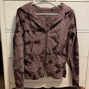 size 4 lululemon zip up